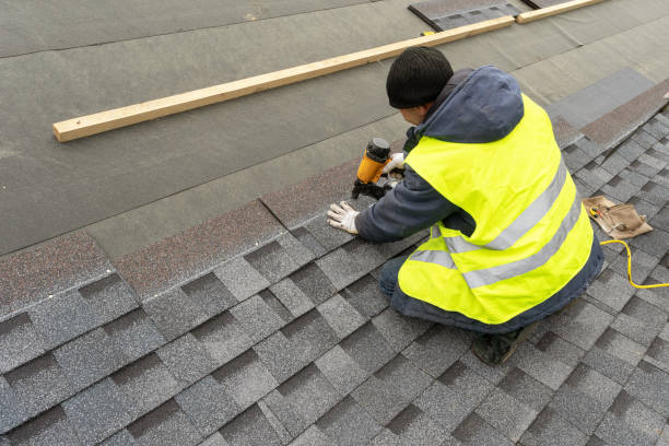 Roof Gutter Cleaning in Clifton Knolls Mill Creek, NY
